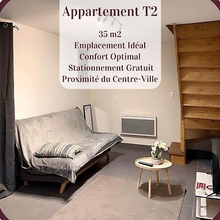 Appartement 2 Pieces Rdc En Duplex Vue Cour Parking Gratuit A 20Metres Roanne Esterno foto
